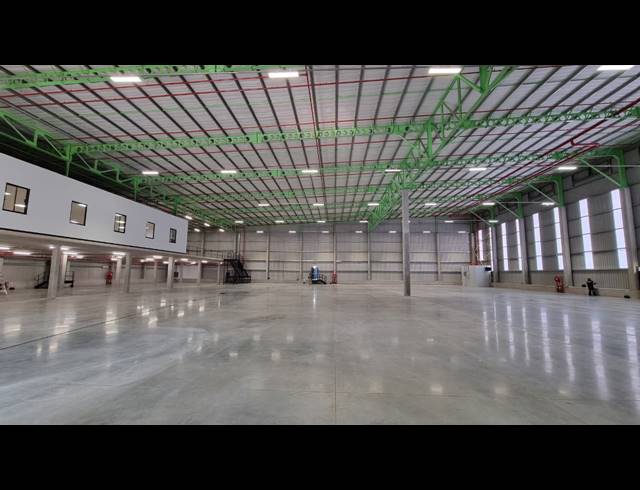 3,095M² WAREHOUSE TO LET IN GLEN MARAIS
